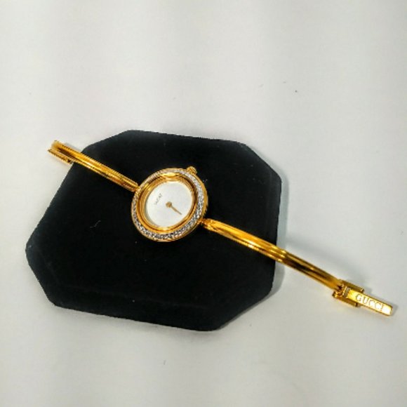 Retro vintage Gucci interchangeable Swiss watch with certificate of authenticity - Picture 5 of 7